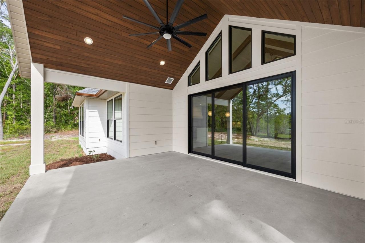 264 NW Sylvi Drive, Lake City, FL 32055 Photo