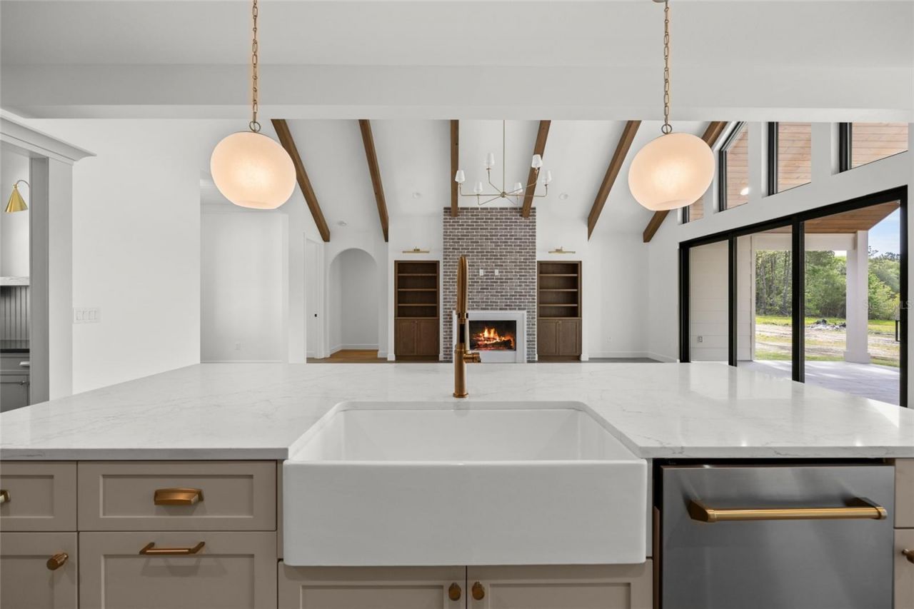 264 NW Sylvi Drive, Lake City, FL 32055 Photo