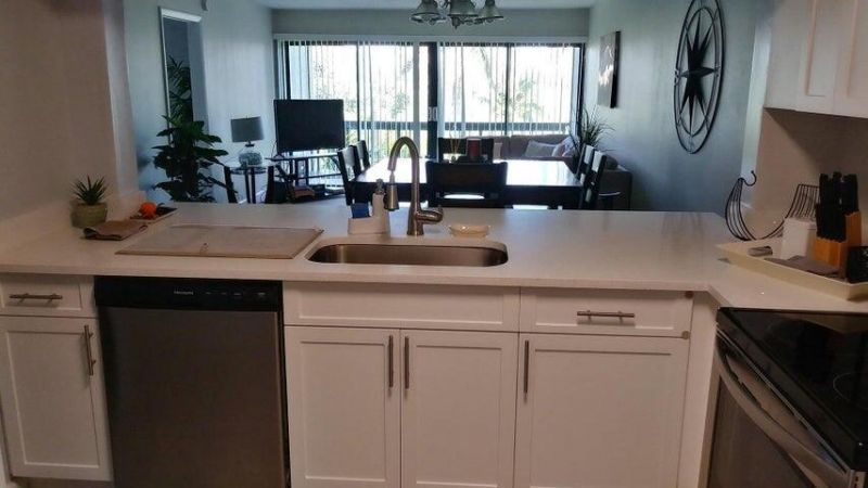 3050 Presidential Way, Unit 206, West Palm Beach, FL 33401 Photo