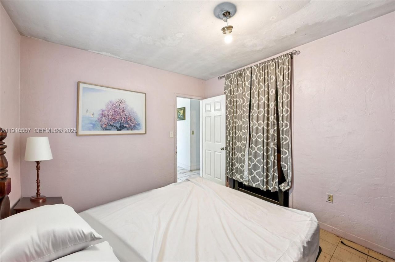 15900 NW 27th Ct, Miami Gardens, FL 33054 Photo