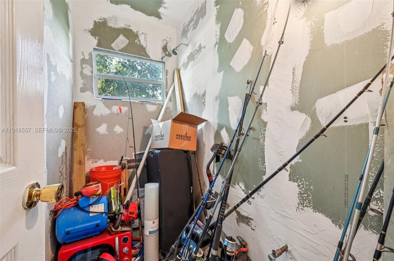 15900 NW 27th Ct, Miami Gardens, FL 33054 Photo