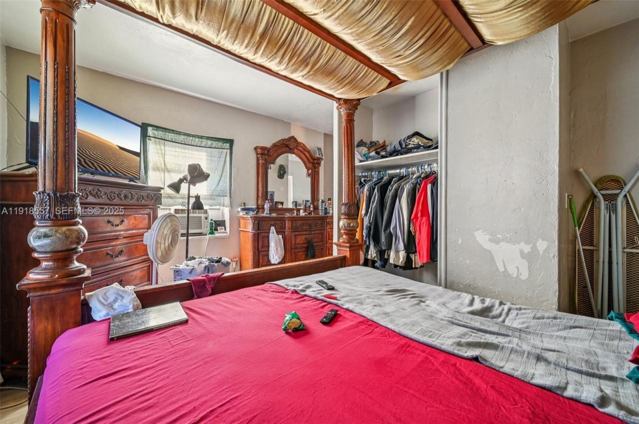 15900 NW 27th Ct, Miami Gardens, FL 33054 Photo