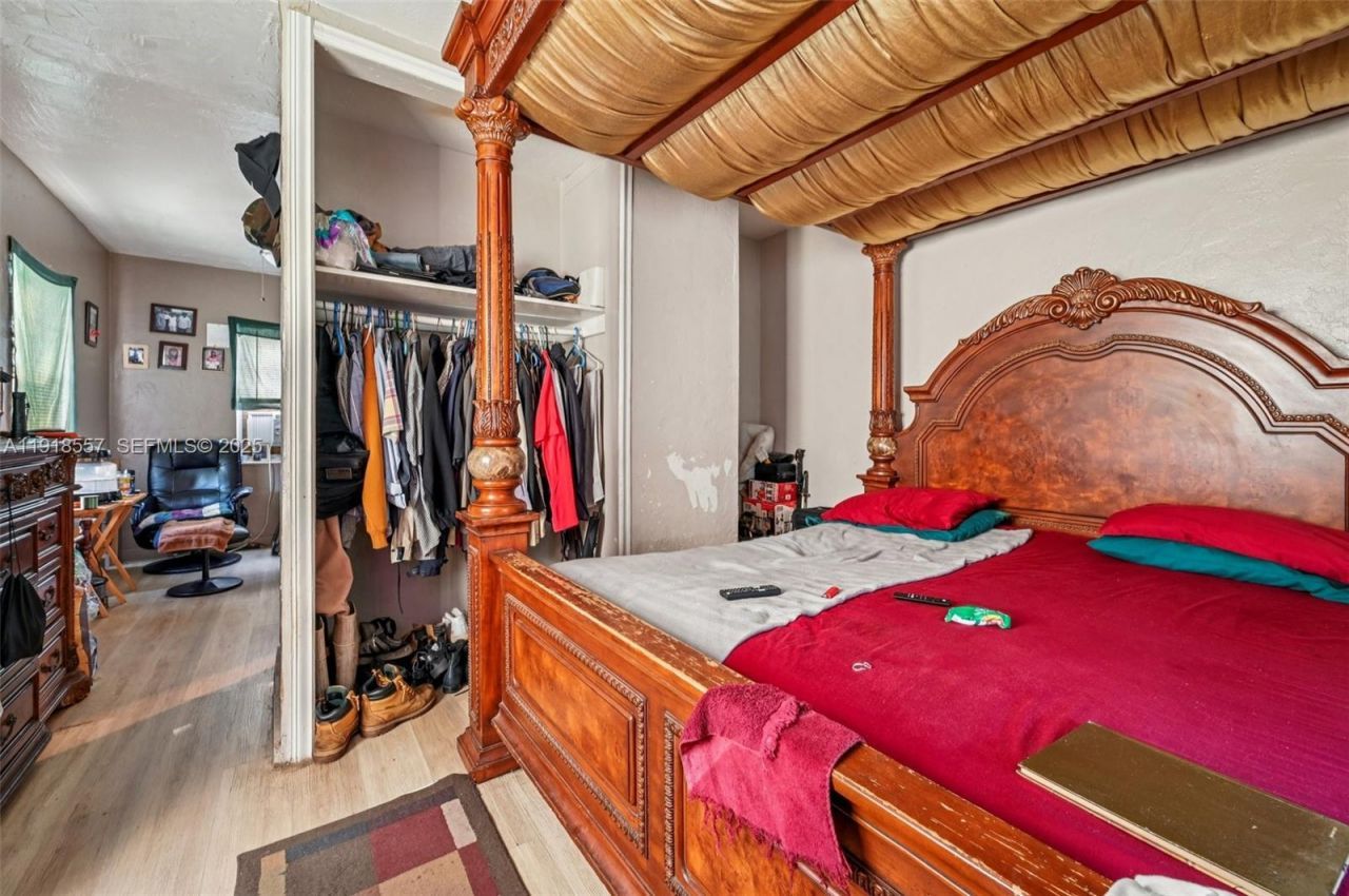 15900 NW 27th Ct, Miami Gardens, FL 33054 Photo