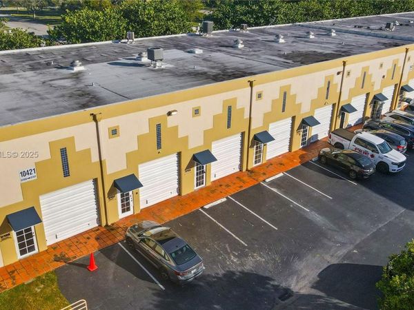 10421 NW 28th St, Unit D106, Doral, FL 33172