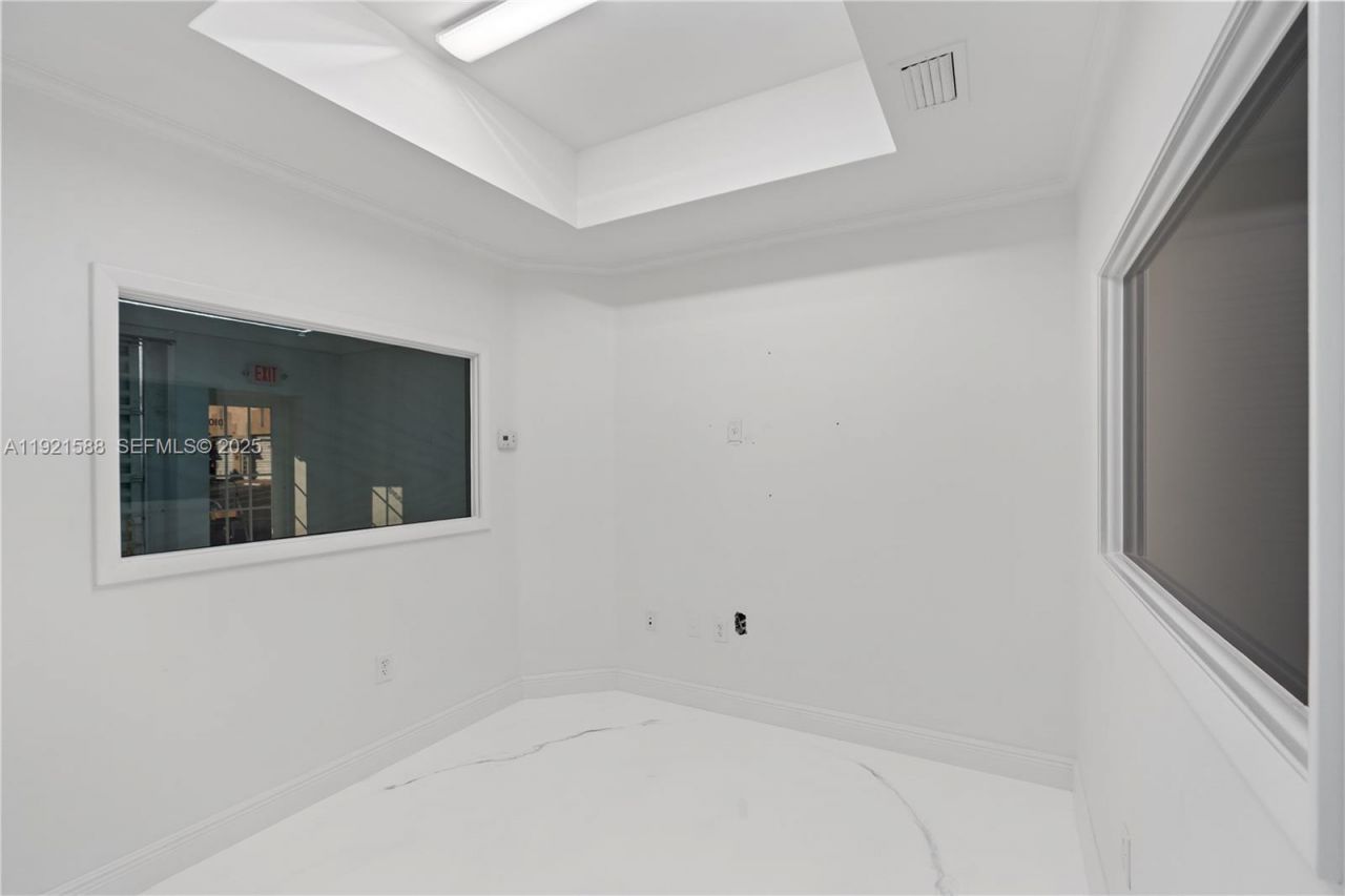 10421 NW 28th St, Unit D106, Doral, FL 33172 Photo