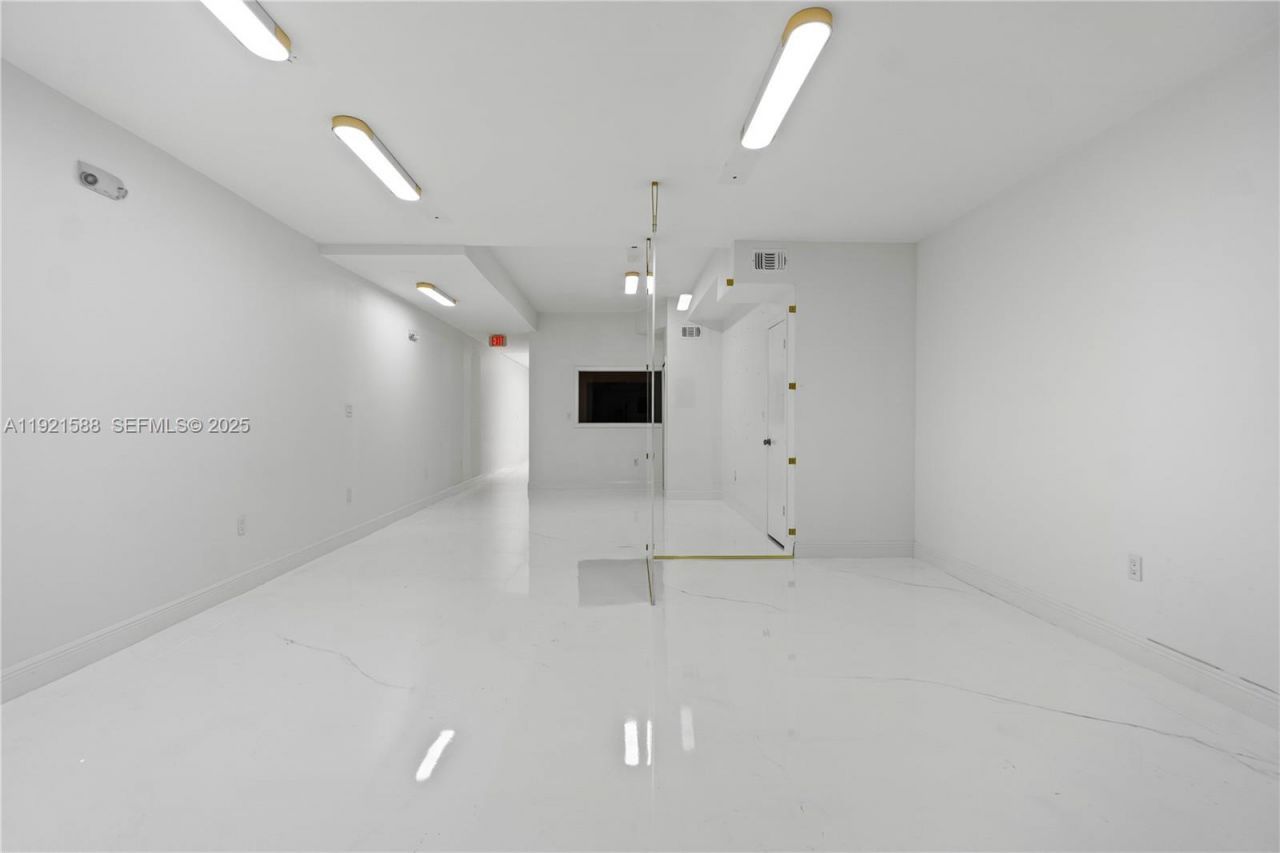 10421 NW 28th St, Unit D106, Doral, FL 33172 Photo