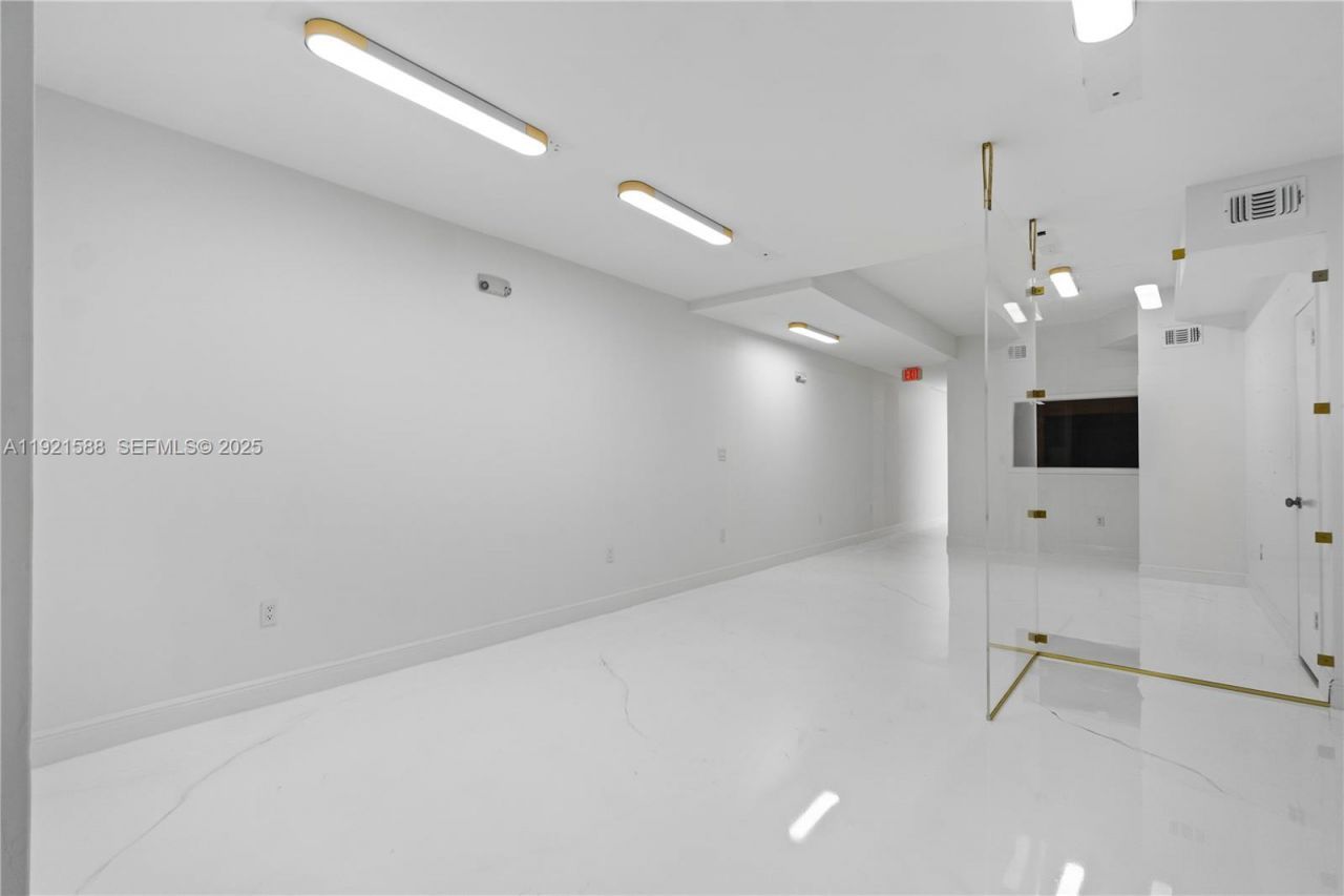 10421 NW 28th St, Unit D106, Doral, FL 33172 Photo