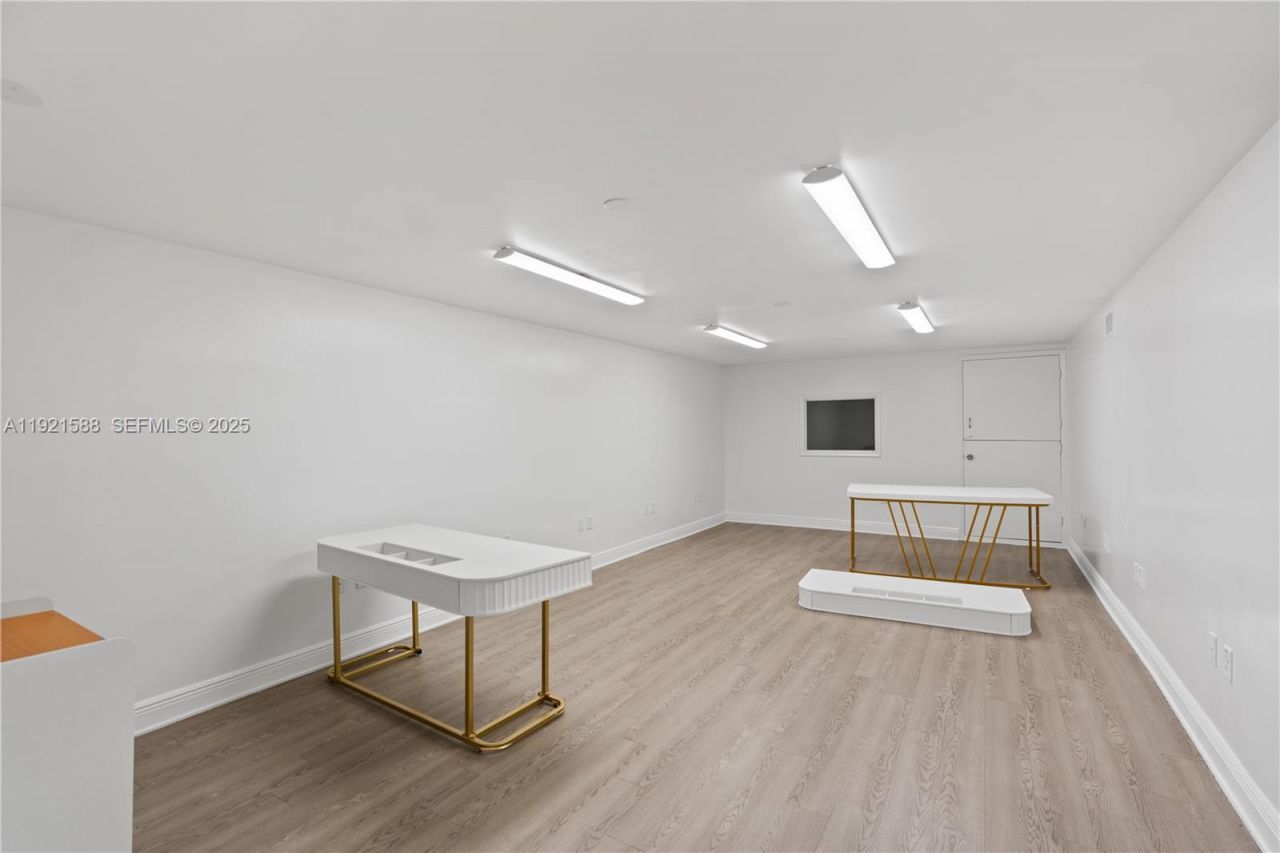 10421 NW 28th St, Unit D106, Doral, FL 33172 Photo