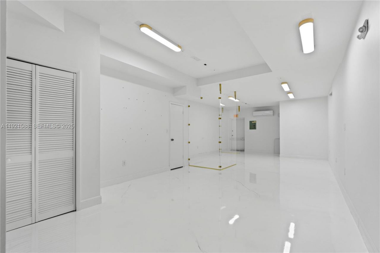 10421 NW 28th St, Unit D106, Doral, FL 33172 Photo