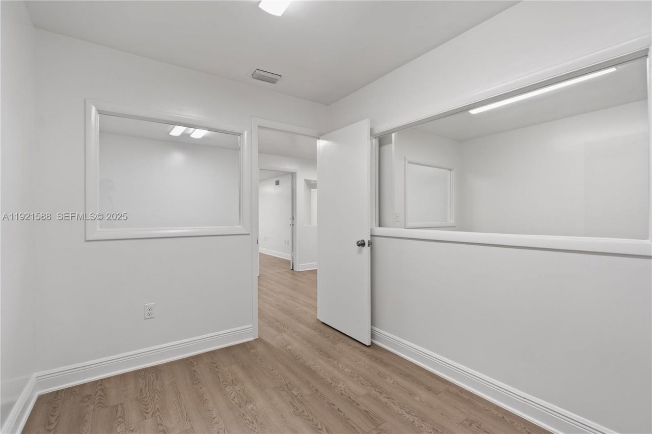 10421 NW 28th St, Unit D106, Doral, FL 33172 Photo