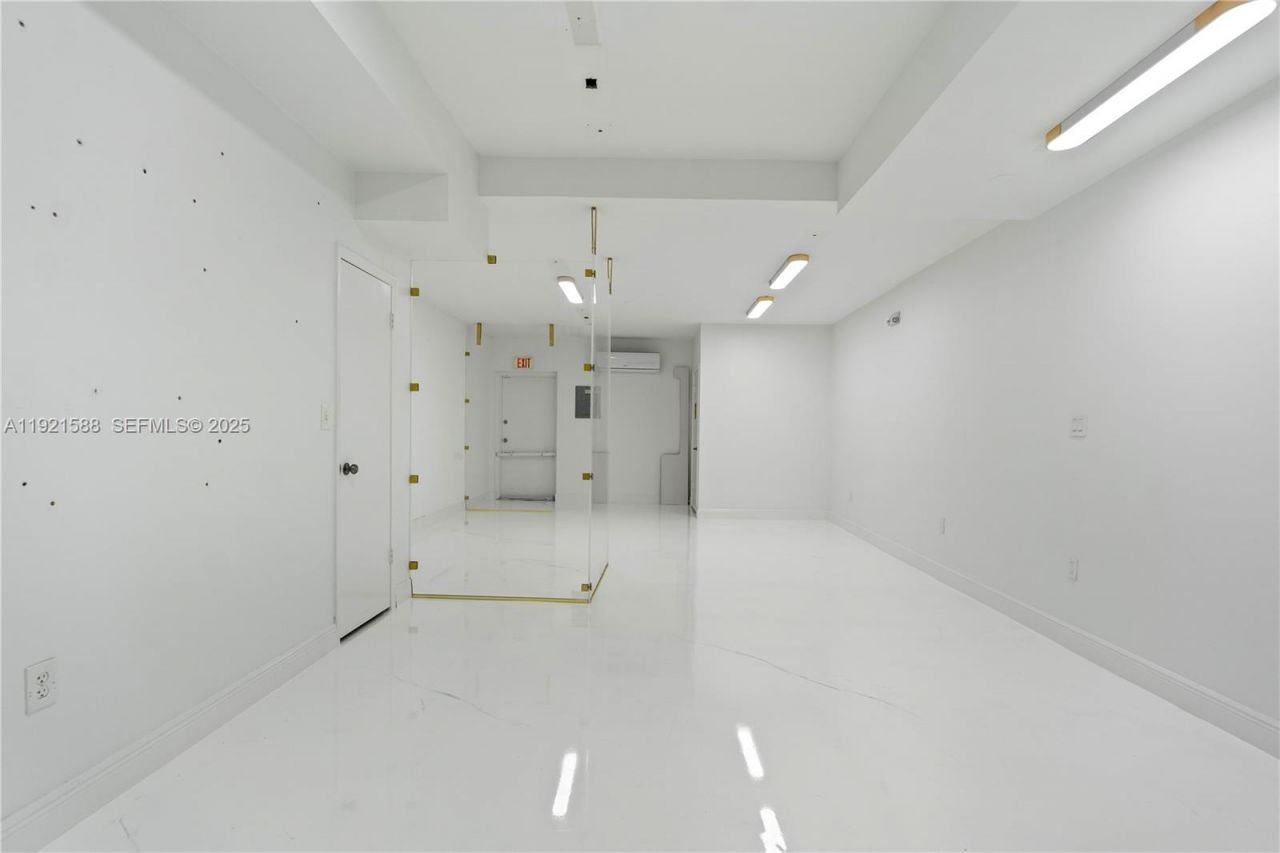 10421 NW 28th St, Unit D106, Doral, FL 33172 Photo