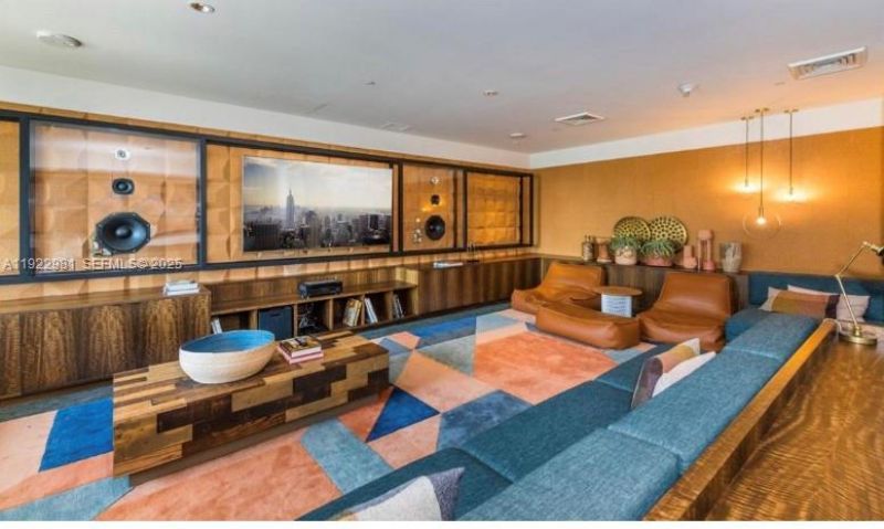 121 NE 34th St, Unit 2701, Miami, FL 33137 Photo