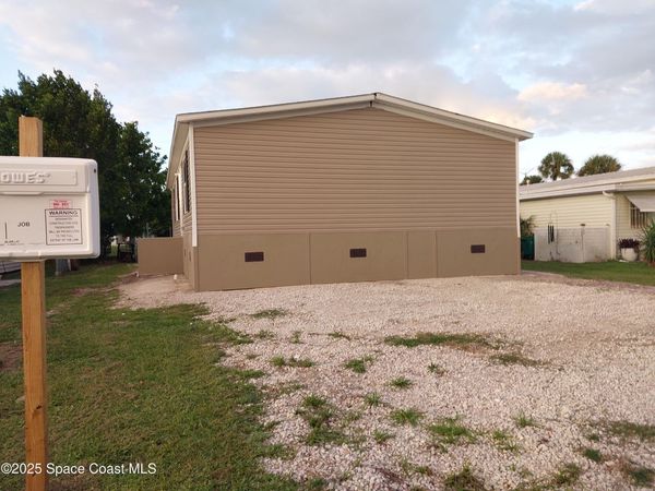 2534 Amberly Road NE, Palm Bay, FL 32905