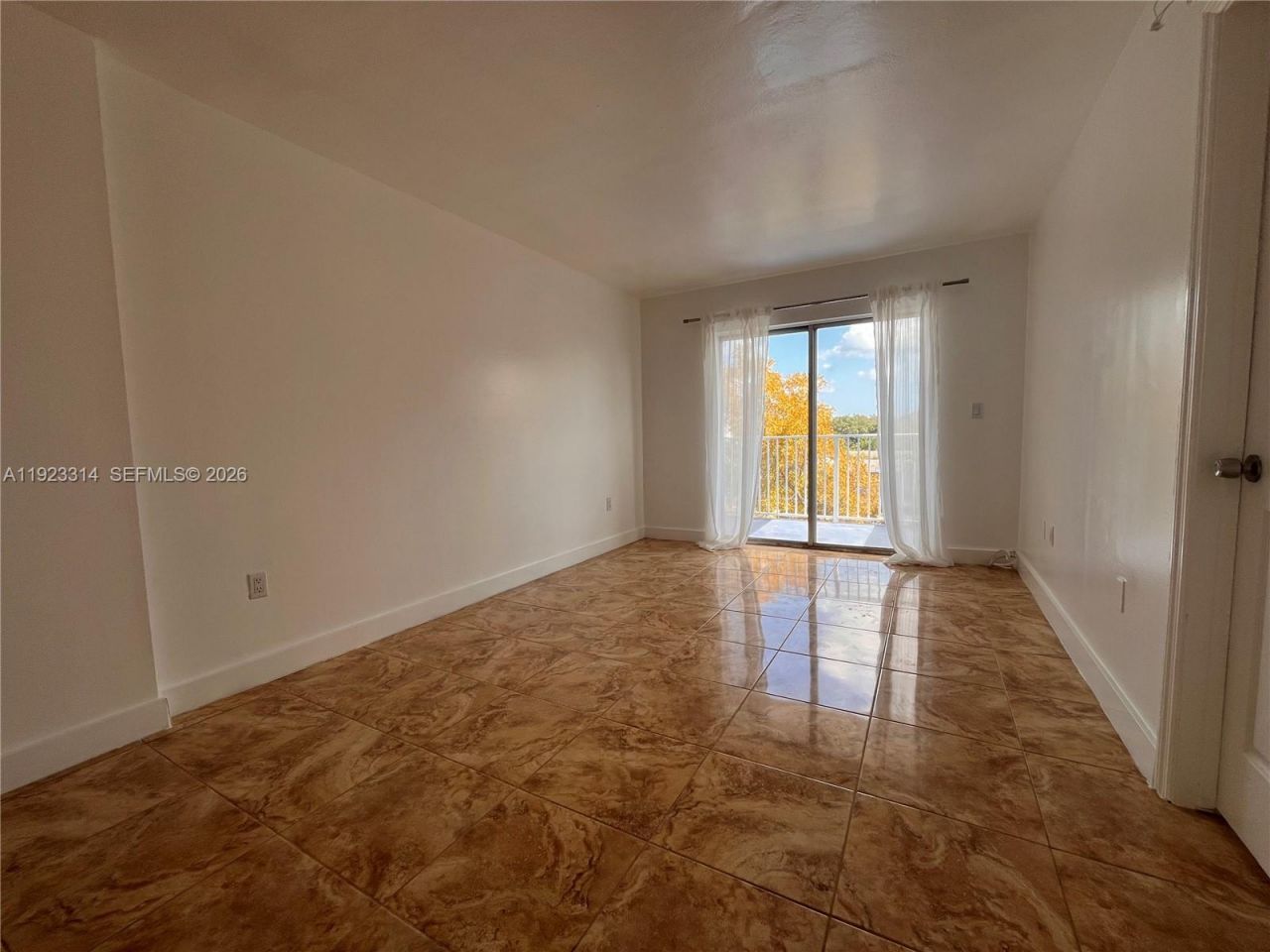 665 NE 83rd Ter, Unit 510, Miami, FL 33138 Photo