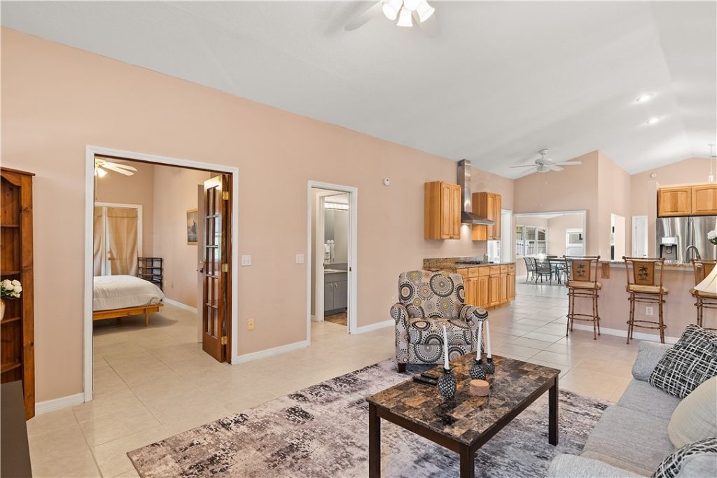 922 Jackson Way, Fort Pierce, FL 34949 Photo