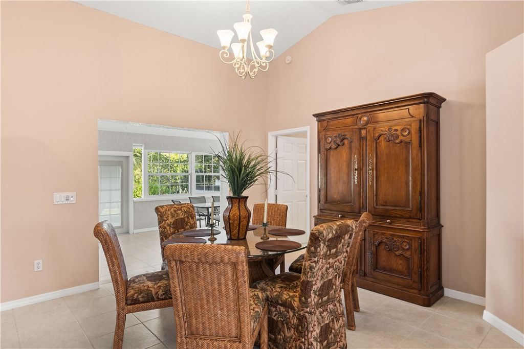 922 Jackson Way, Fort Pierce, FL 34949 Photo