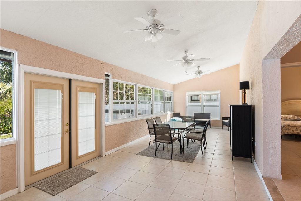 922 Jackson Way, Fort Pierce, FL 34949 Photo