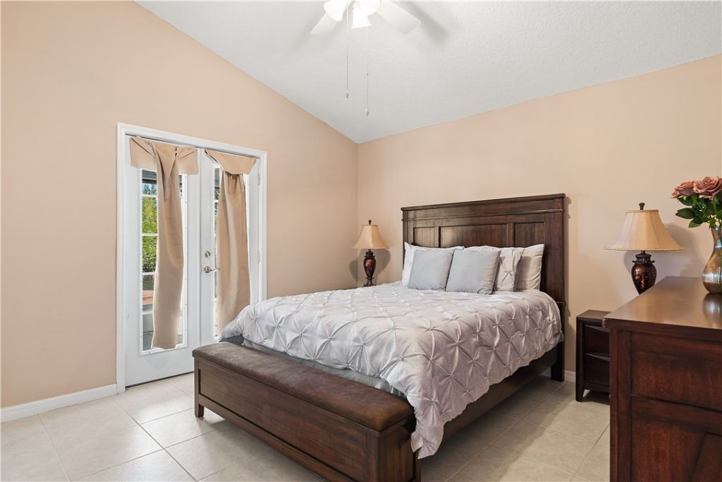 922 Jackson Way, Fort Pierce, FL 34949 Photo