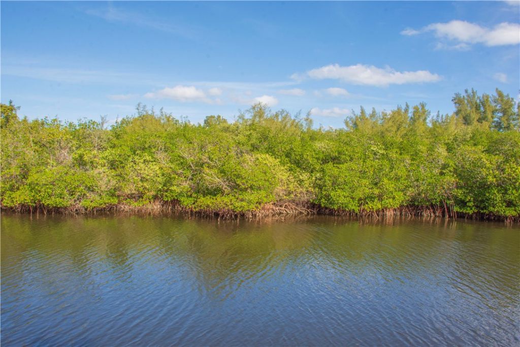 922 Jackson Way, Fort Pierce, FL 34949 Photo