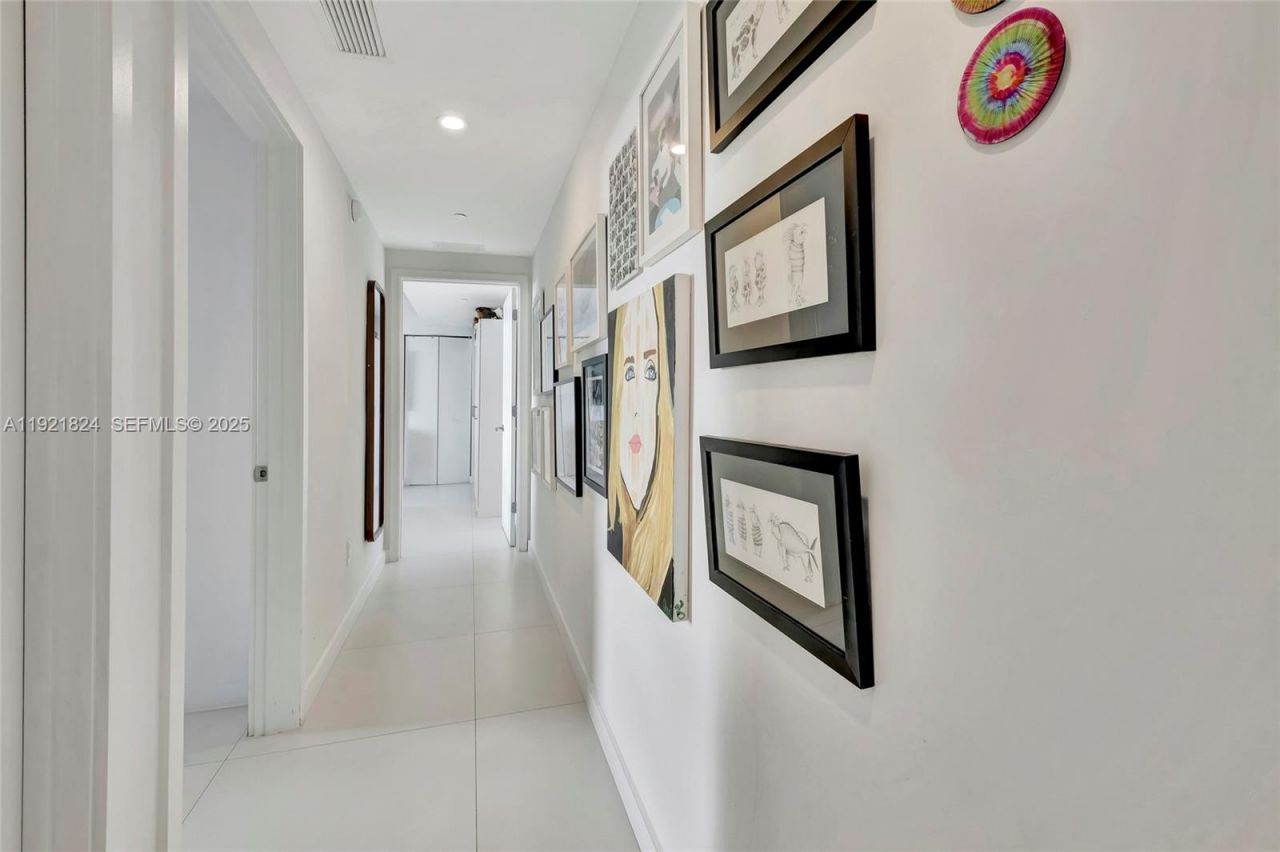 501 NE 31st St, Unit 3708, Miami, FL 33137 Photo