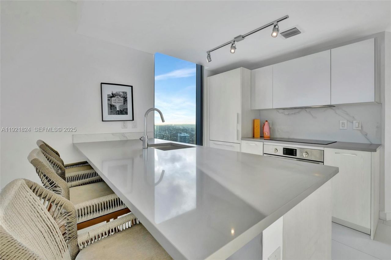 501 NE 31st St, Unit 3708, Miami, FL 33137 Photo