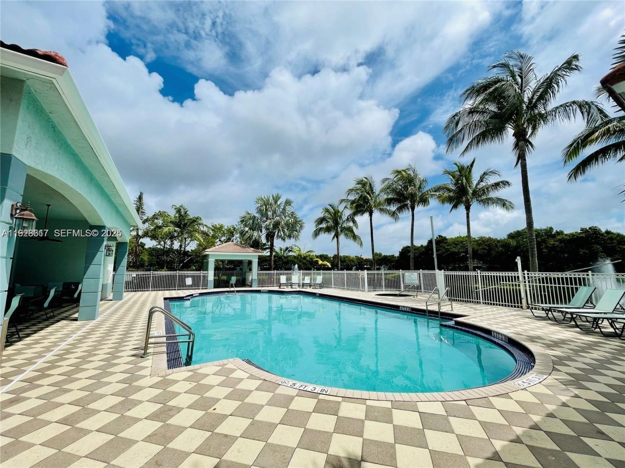 1918 Alamanda Way, Riviera Beach, FL 33404 Photo