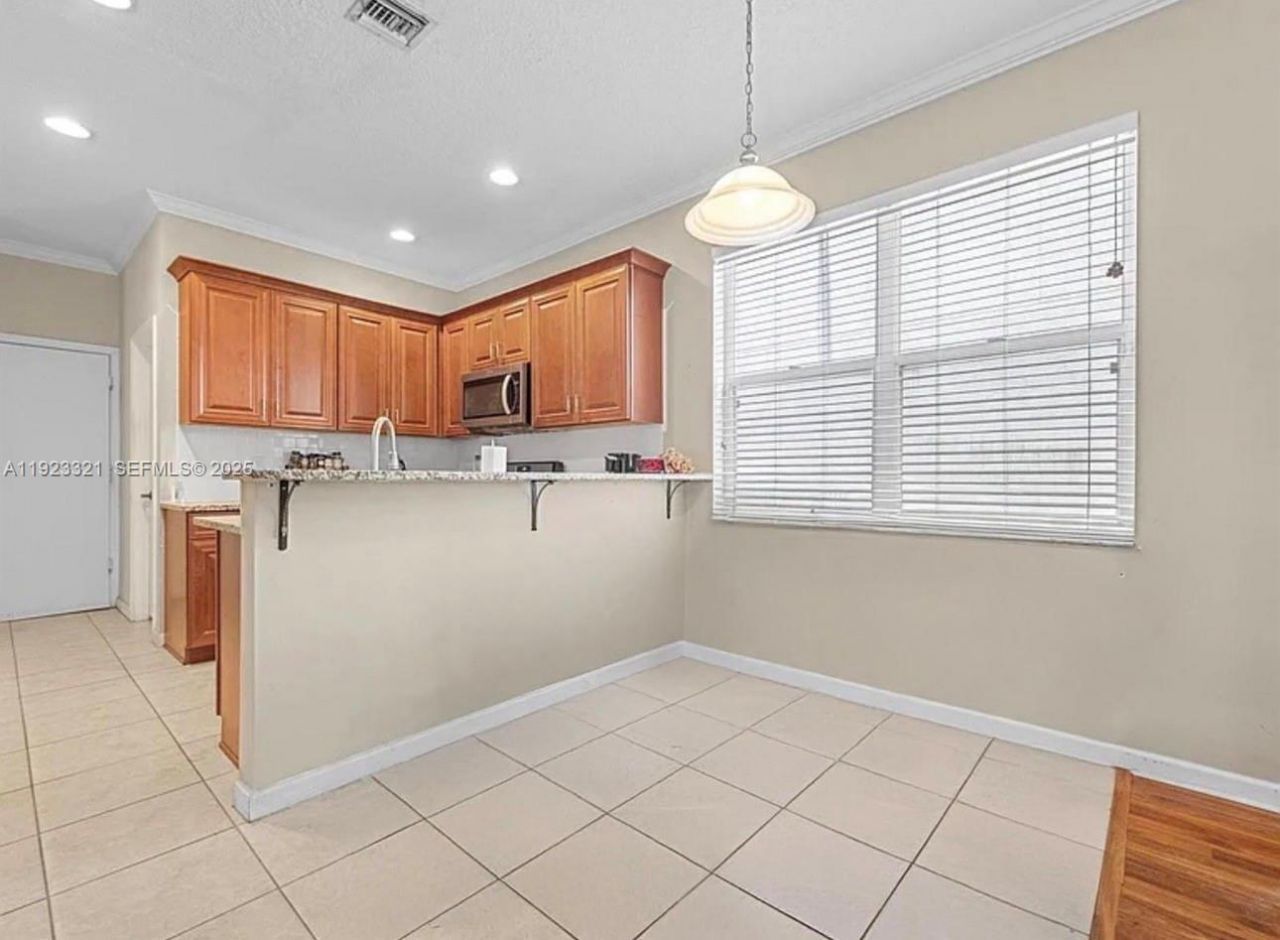 168 Canterbury Pl, Royal Palm Beach, FL 33414 Photo