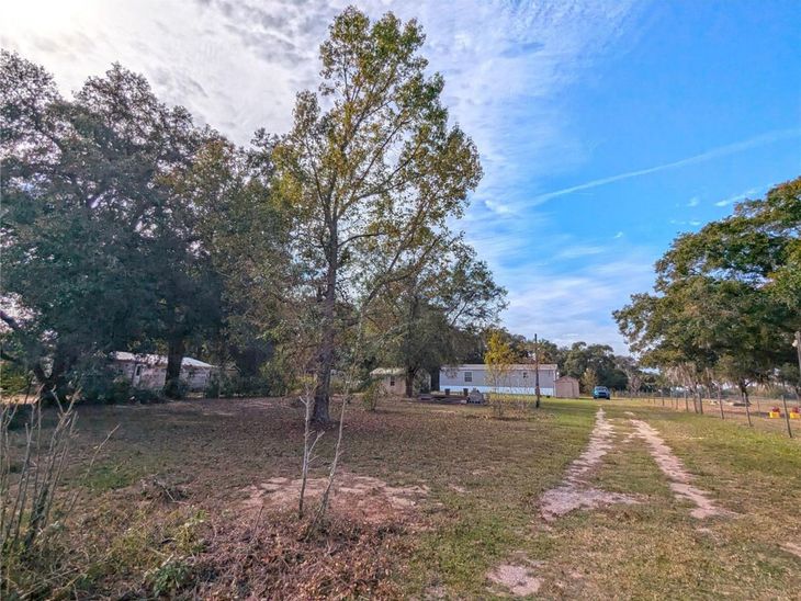 27 Crescent Ridge Road, Davenport, FL 33837