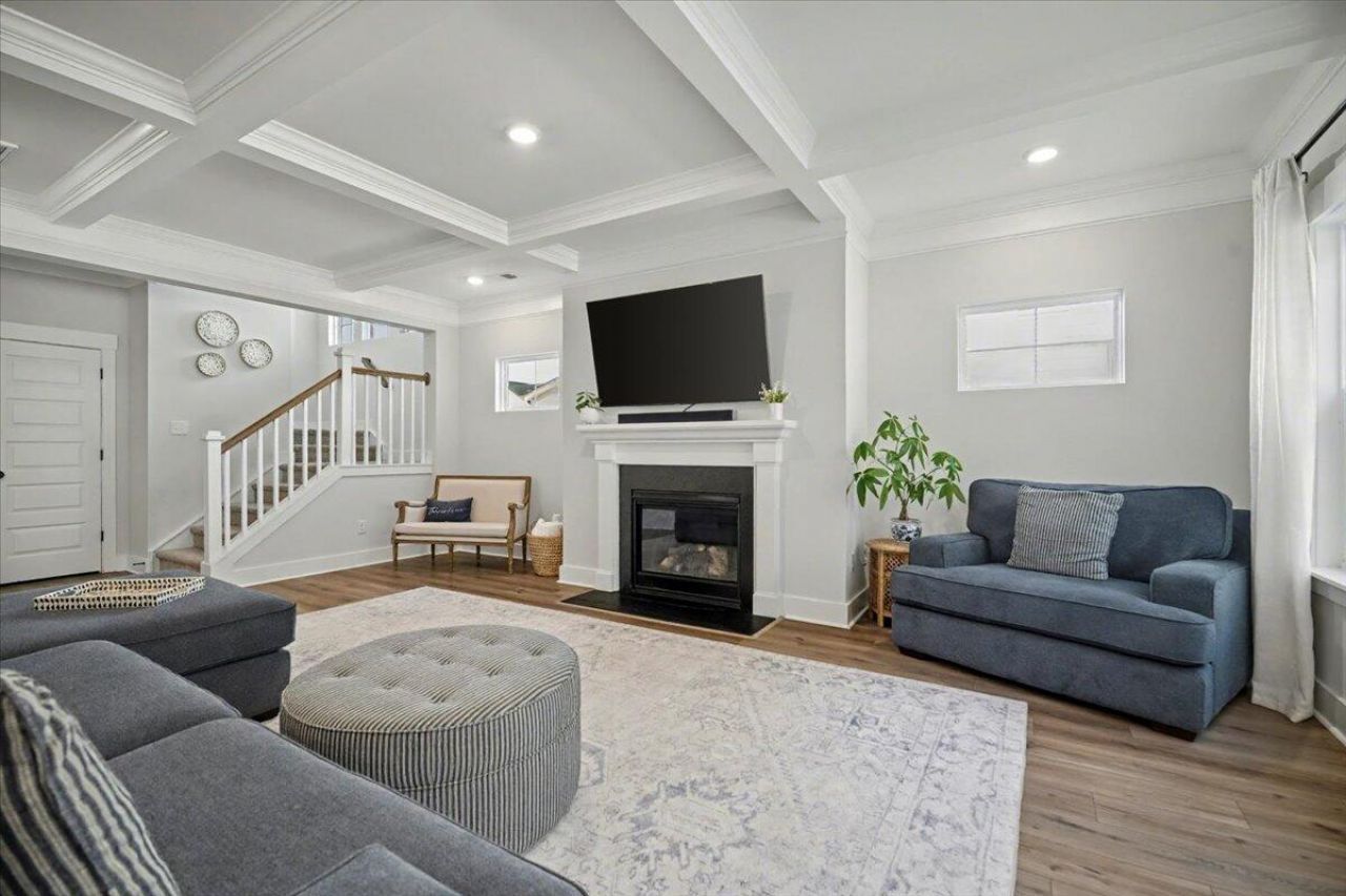 600 Dunswell Drive Photo 10