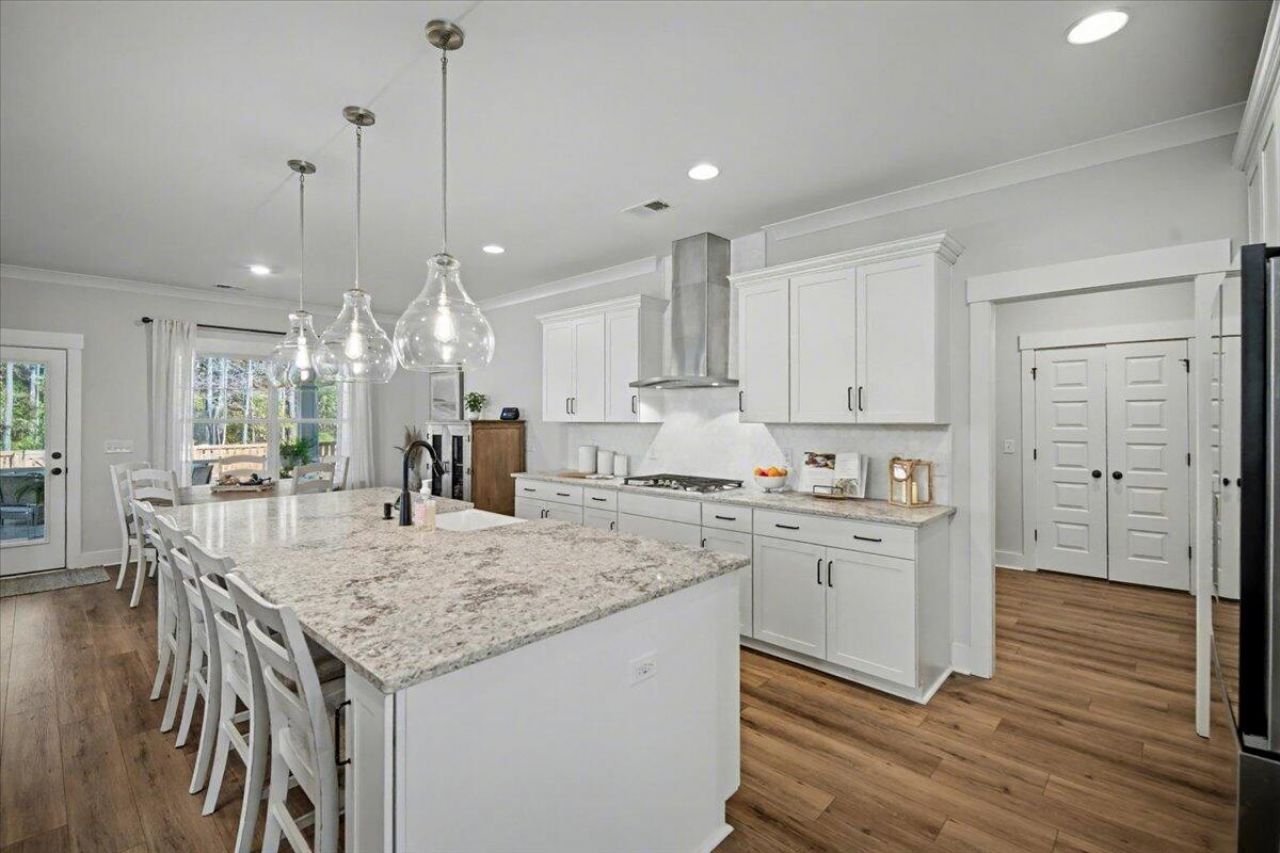 600 Dunswell Drive Photo 14