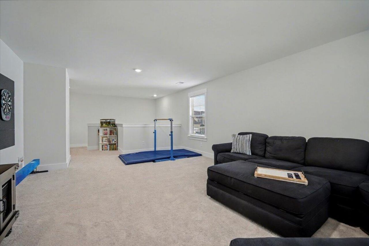 600 Dunswell Drive Photo 22