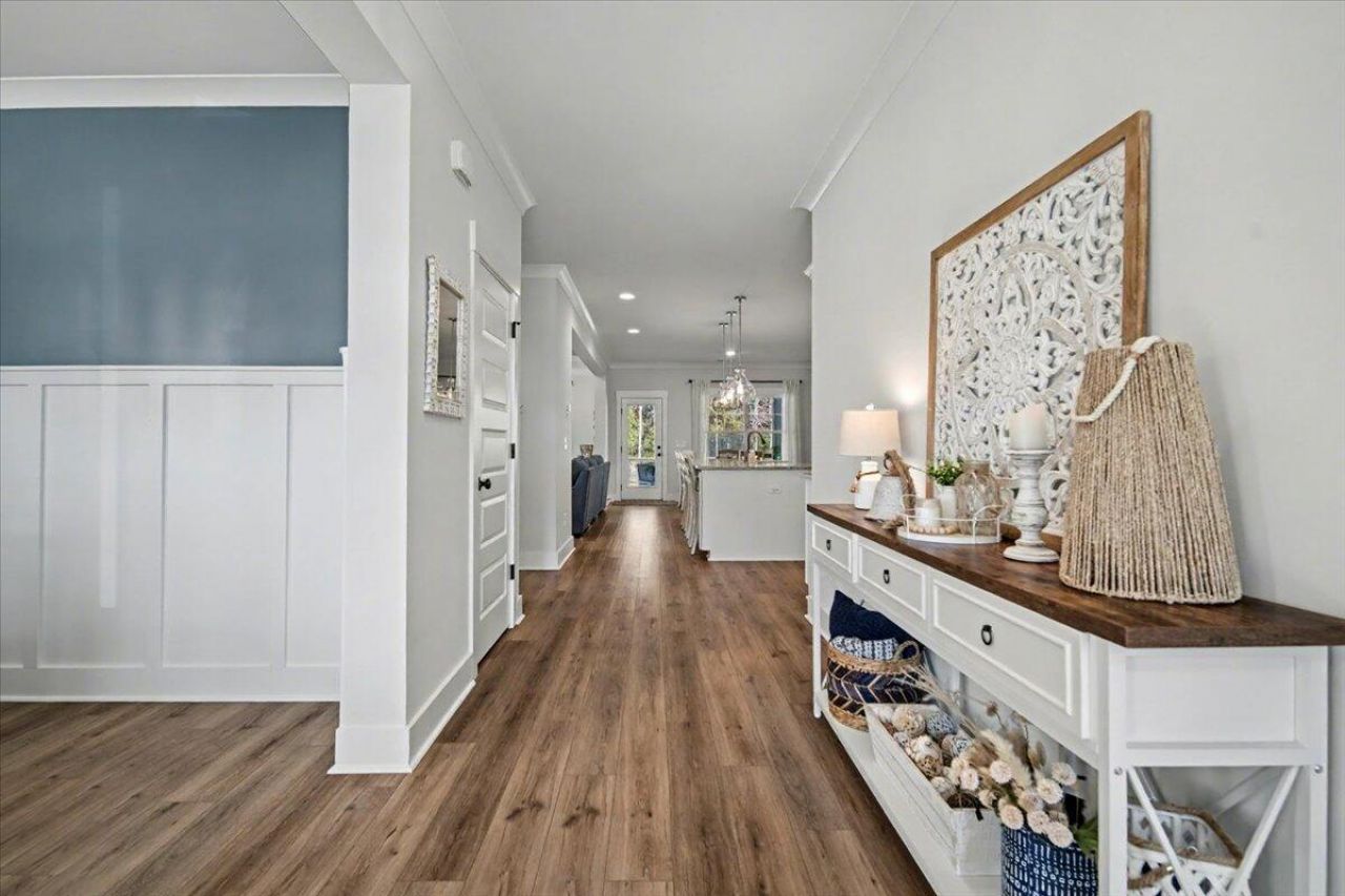 600 Dunswell Drive Photo 4