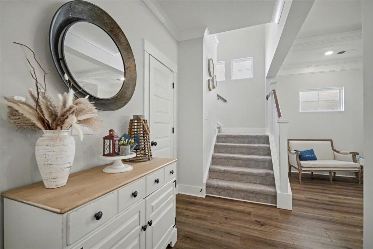 600 Dunswell Drive Photo 6