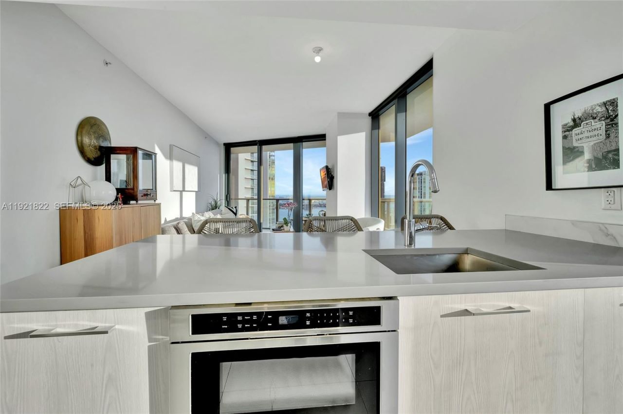 501 NE 31st St, Unit 3708, Miami, FL 33137 Photo