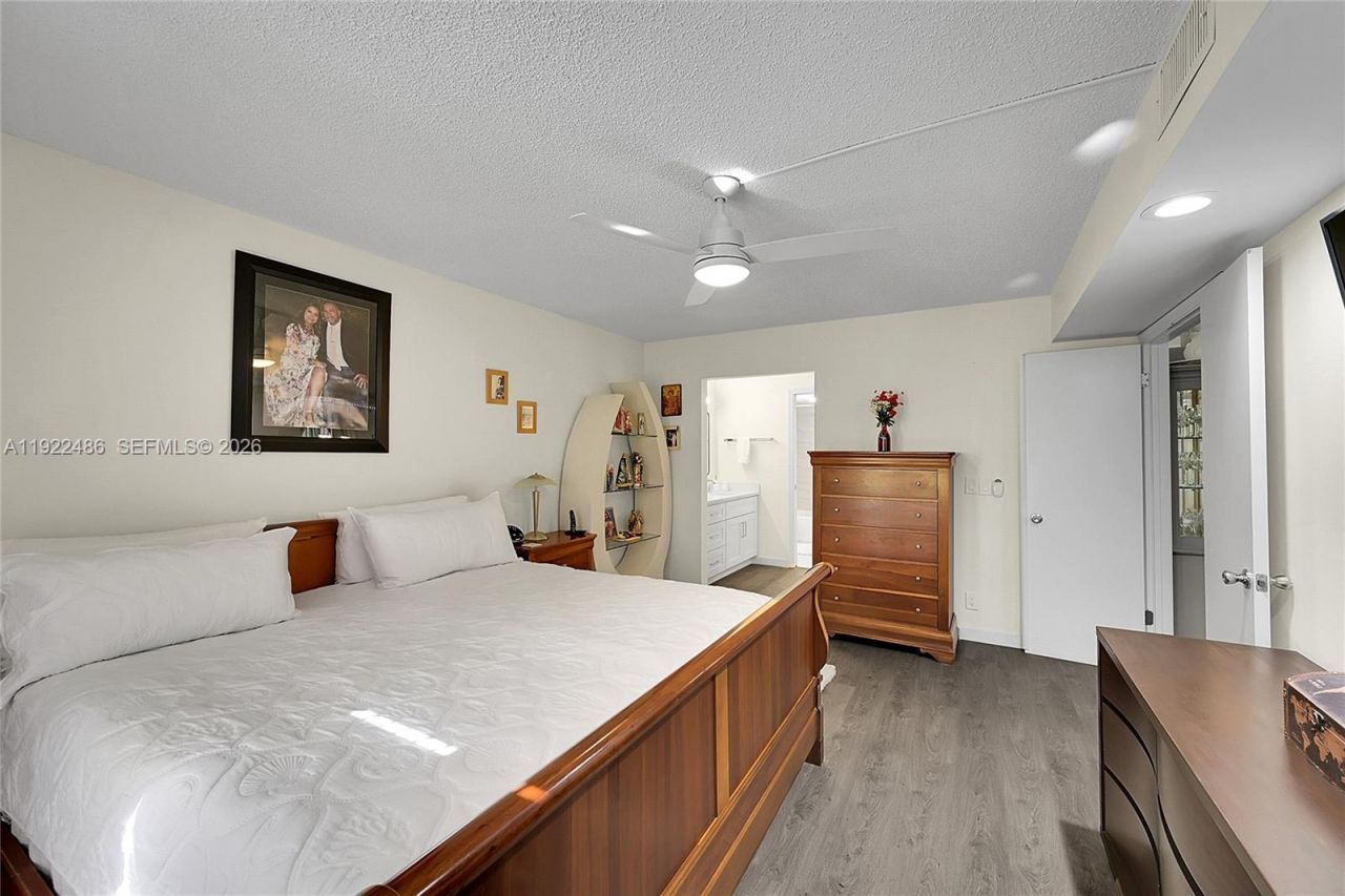 10187 Mangrove Dr, Unit 201, Boynton Beach, FL 33437 Photo