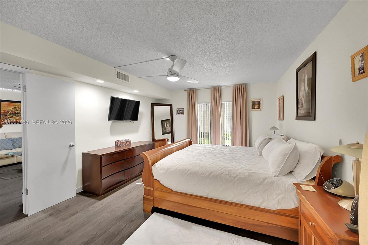 10187 Mangrove Dr, Unit 201, Boynton Beach, FL 33437 Photo