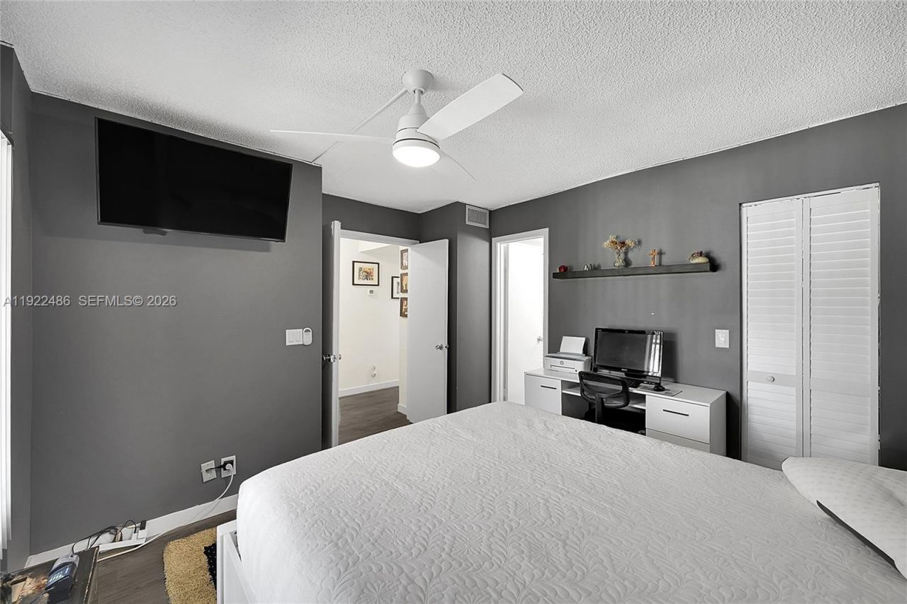 10187 Mangrove Dr, Unit 201, Boynton Beach, FL 33437 Photo