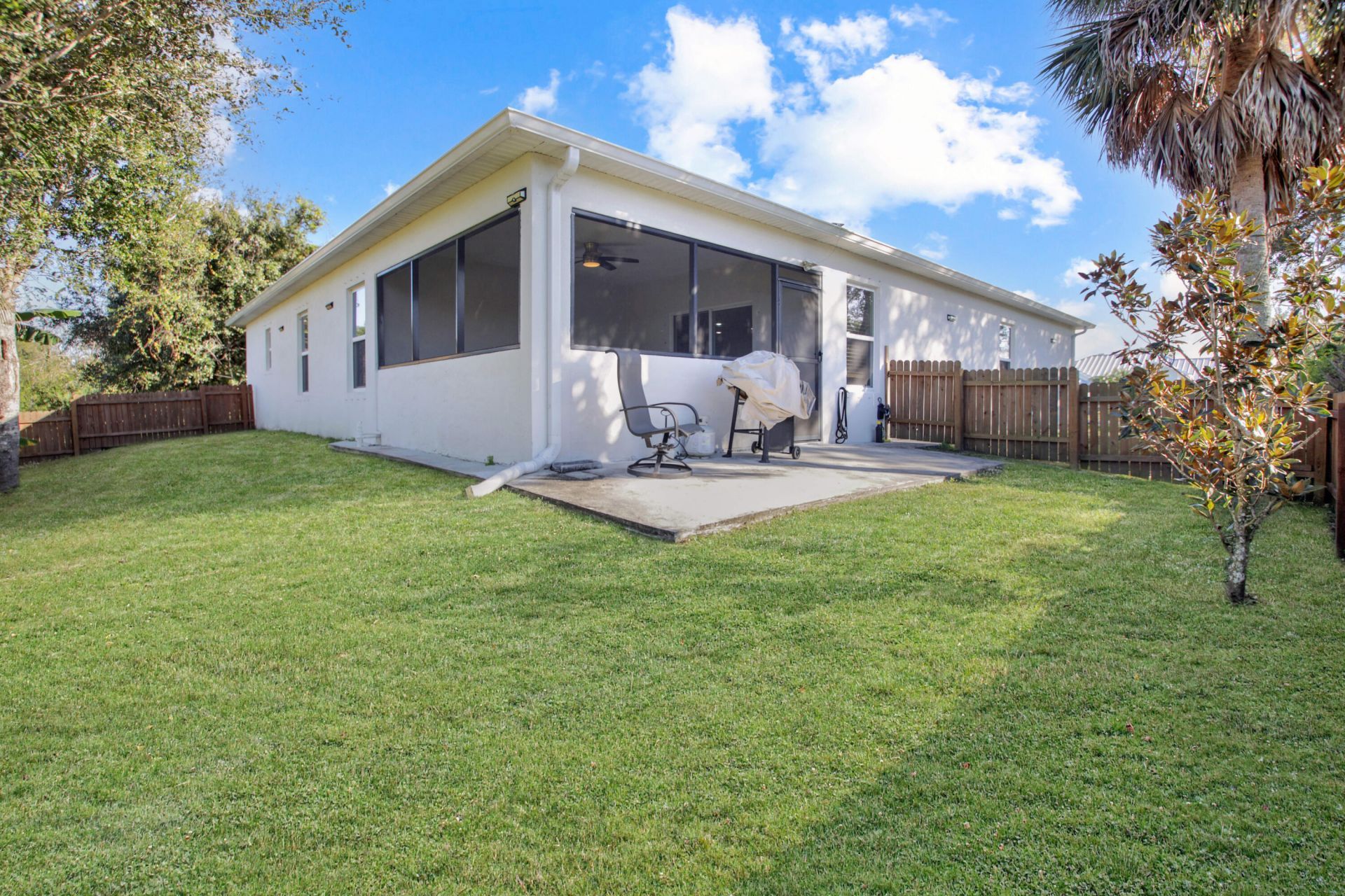 852 Jordan Avenue, Sebastian, FL 32958 Photo