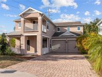 1204 Lexington Avenue Primary Photo