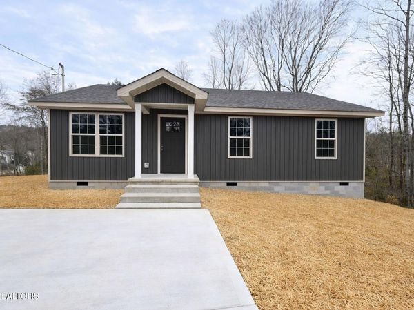 264 Wilberforce Ave, Oak Ridge, TN 37830