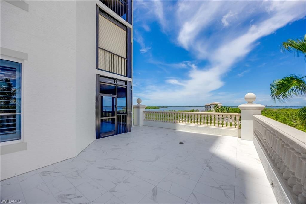 5051 Pelican Colony Blvd, Unit 304, Bonita Springs, FL 34134 Photo