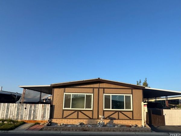 3535 Stine Road, Unit 65, Bakersfield, CA 93309