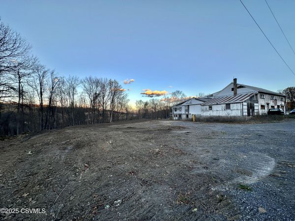 10866 104 Route, Middleburg, PA 17842