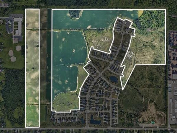 6434 Bristol Road , Swartz Creek, MI 48473