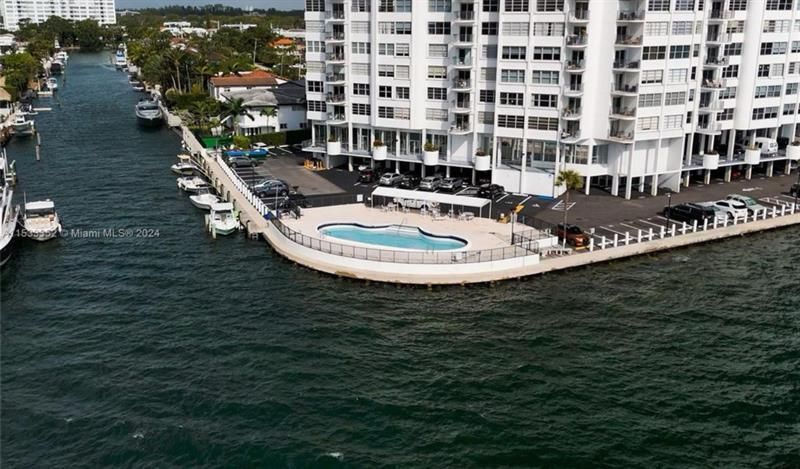 11930 N Bayshore Drive, Unit 1409, North Miami, FL 33181 Photo