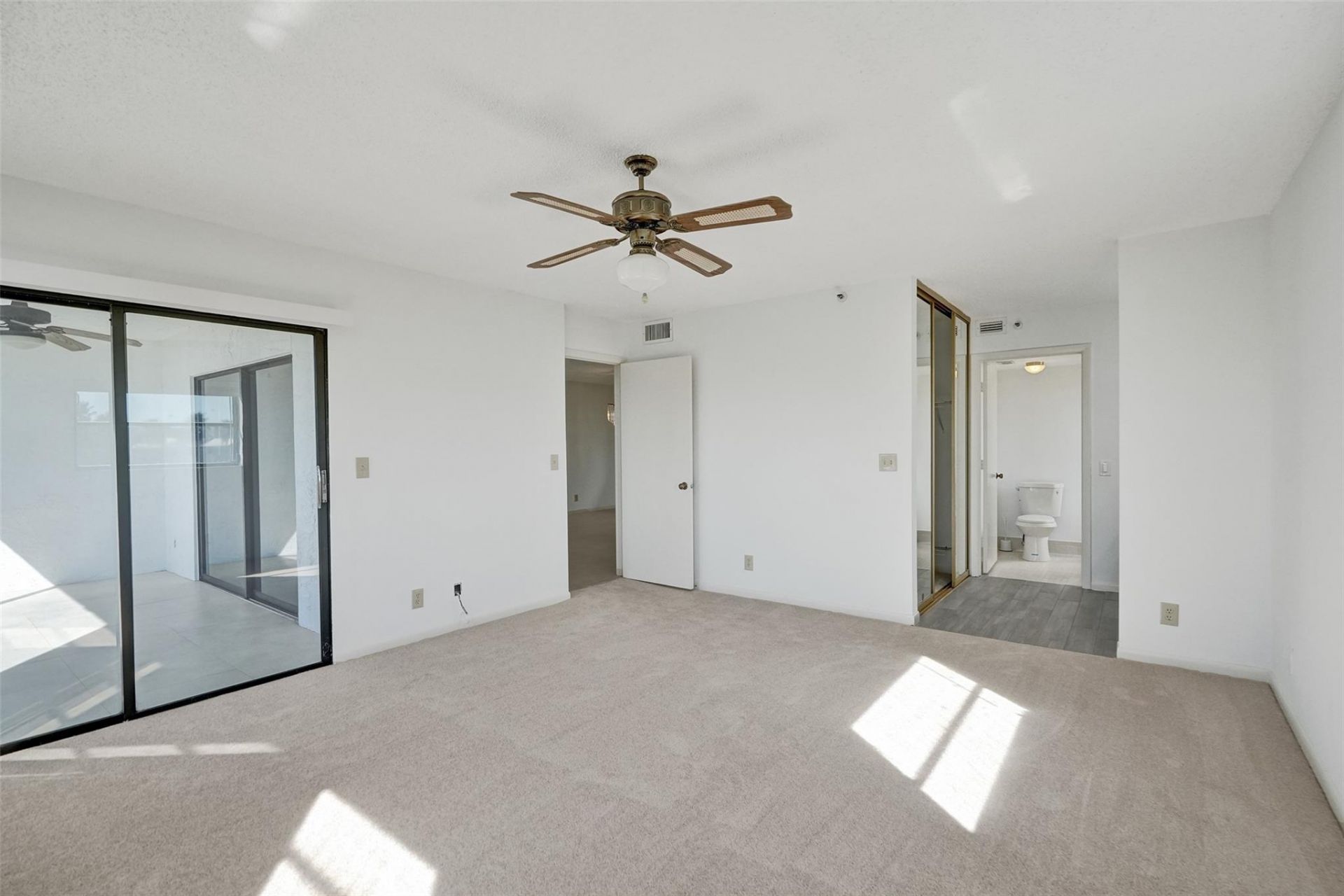 2221 Cypress Island Drive, Unit 501, Pompano Beach, FL 33069 Photo