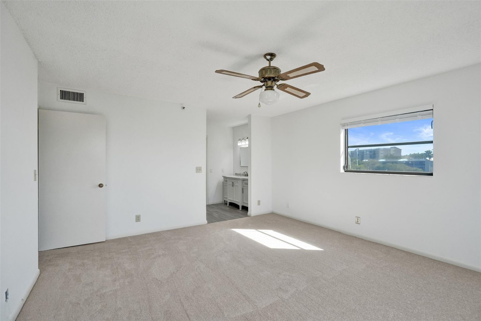2221 Cypress Island Drive, Unit 501, Pompano Beach, FL 33069 Photo