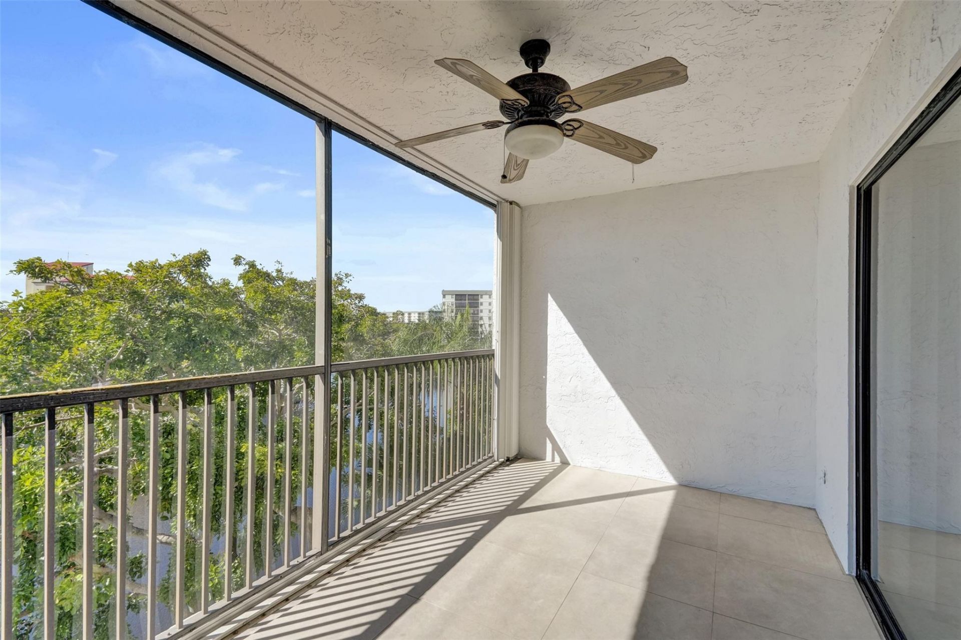 2221 Cypress Island Drive, Unit 501, Pompano Beach, FL 33069 Photo