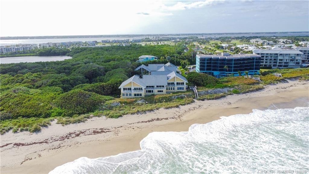 245 NE Macarthur Boulevard, Unit 12, Stuart, FL 34996 Photo
