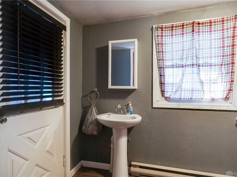 220 Baker Street, Pitsburg, OH 45358 Photo 14